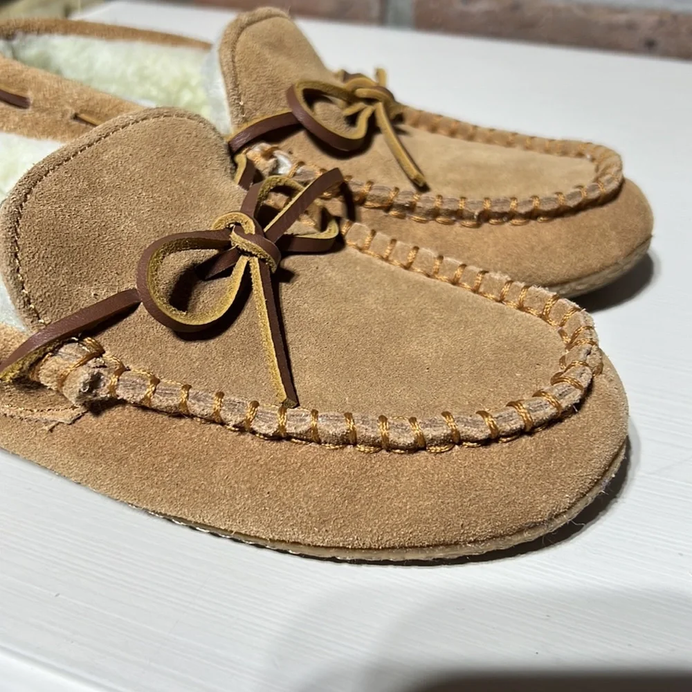 NEW Vineyard Vines Suede Slip-on Moccasins Sheepskin Tan